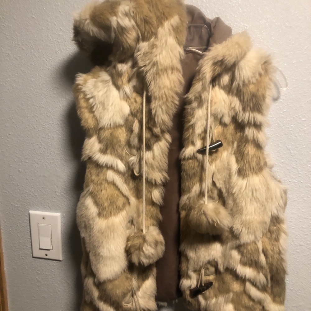 Girls' Faux Fur Hooded Vest - Tan/Cream